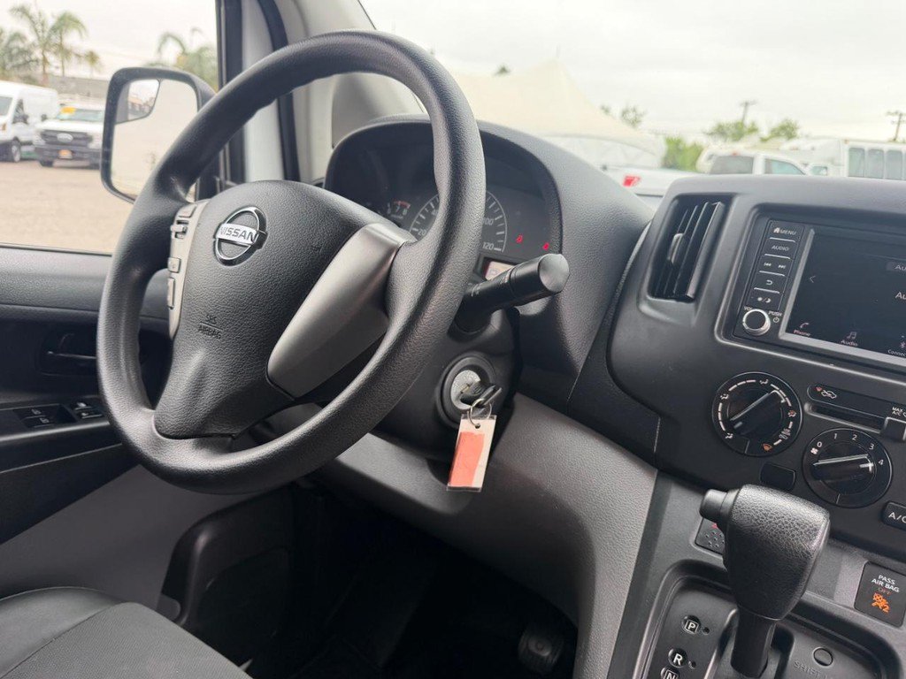 Used 2020 Nissan NV200 S FWD image 27
