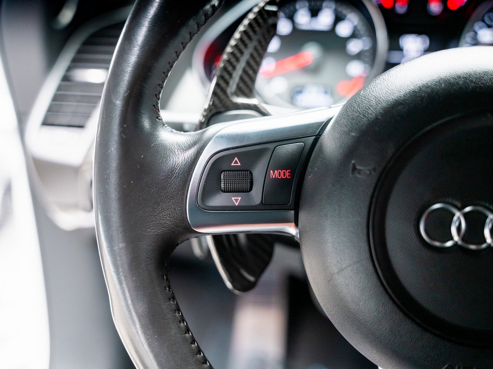 Used 2009 Audi R8 V8 image 54