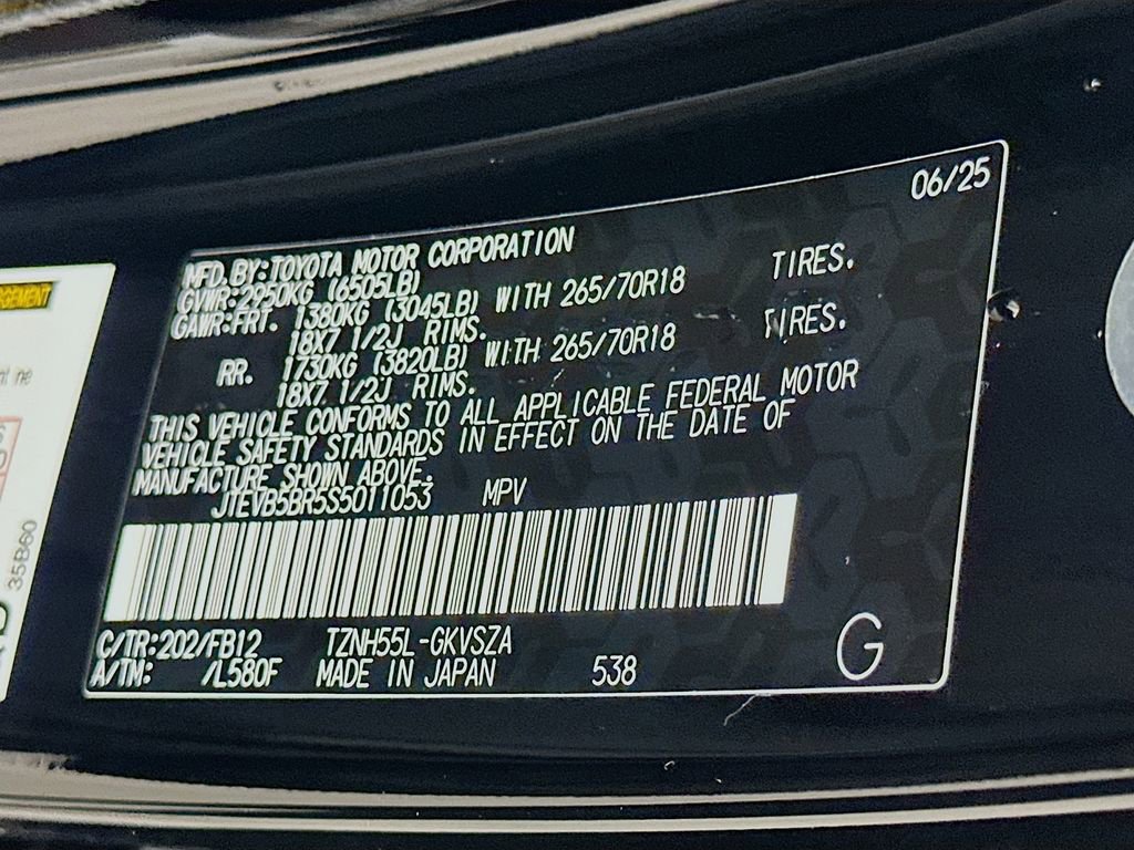 Certified 2025 Toyota 4Runner TRD Off-Road image 32