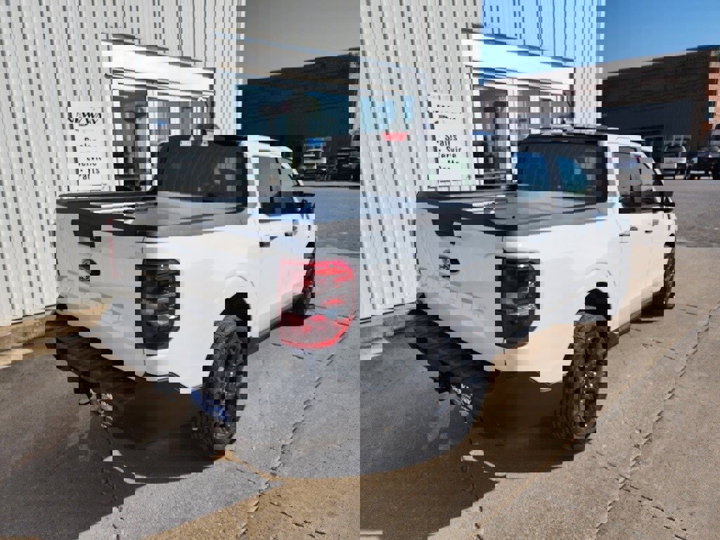 New 2025 Ford Maverick XLT w/ XLT Luxury Package image 6