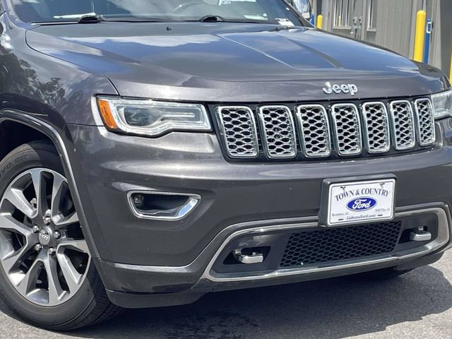 Used 2018 Jeep Grand Cherokee Overland AWD/4WD image 2