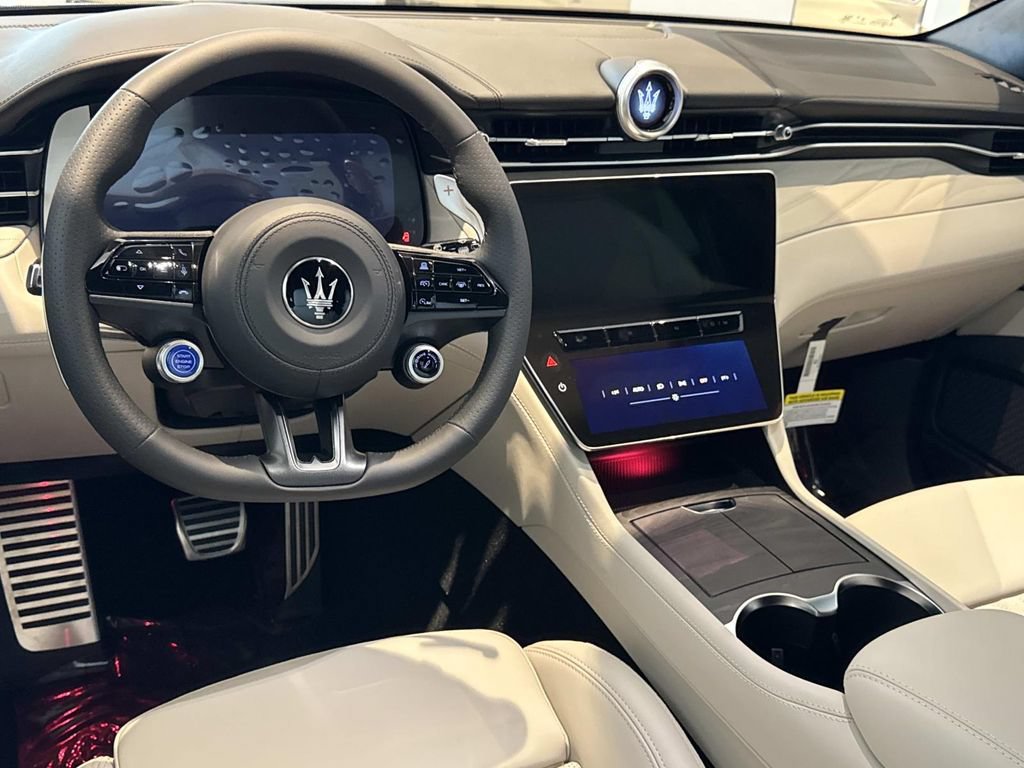 New 2026 Maserati Grecale Modena AWD/4WD image 11