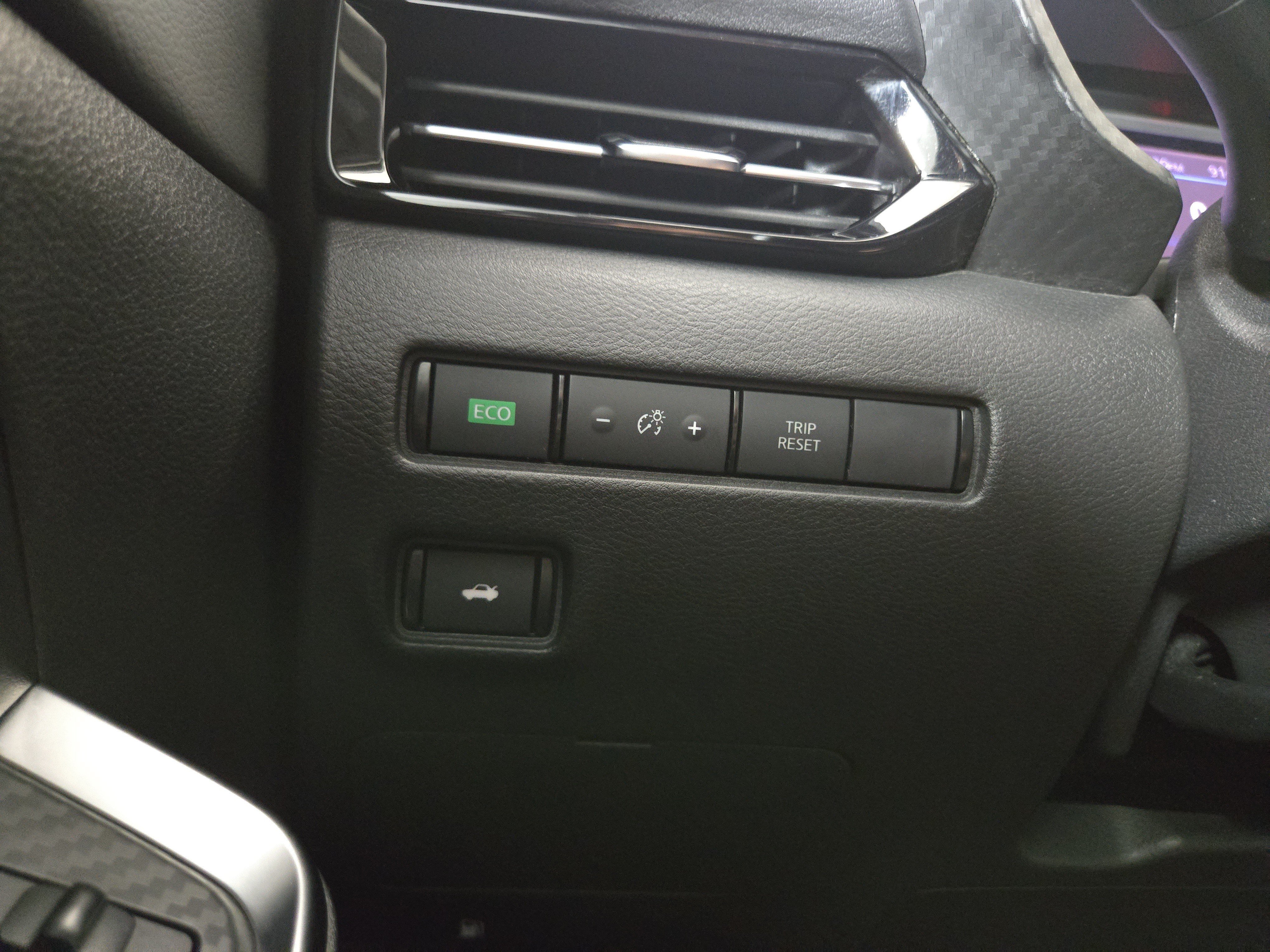 Used 2021 Nissan Sentra SR FWD image 27
