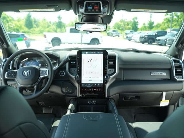 New 2026 RAM 3500 Laramie AWD/4WD image 24