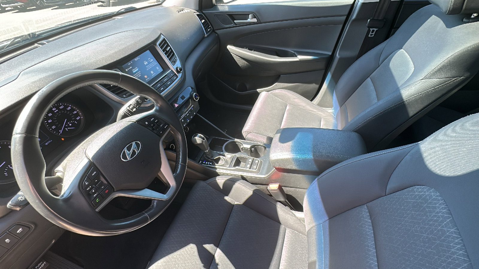 Used 2018 Hyundai Tucson Value AWD/4WD image 23