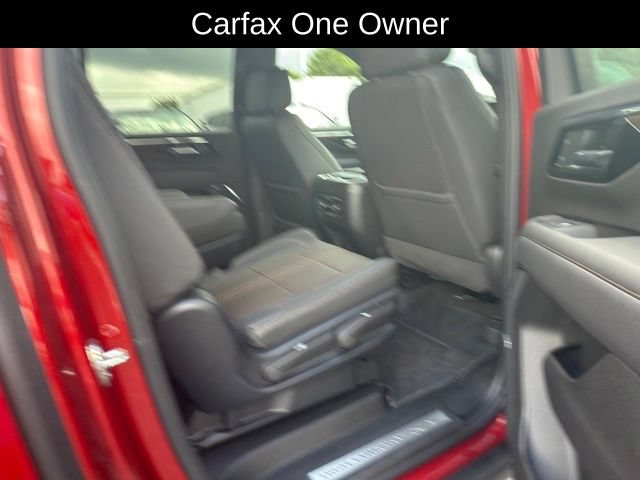 Used 2025 Chevrolet Suburban High Country AWD/4WD image 15