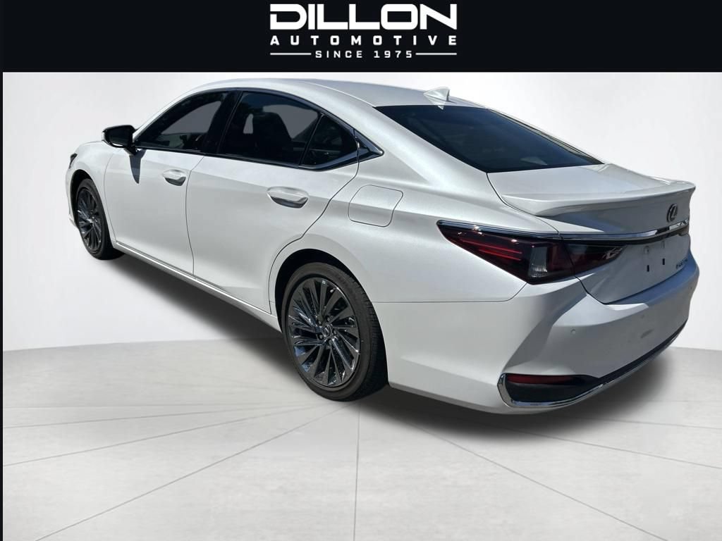 Used 2024 Lexus ES 300h w/ Accessory Package (Z1) FWD image 18