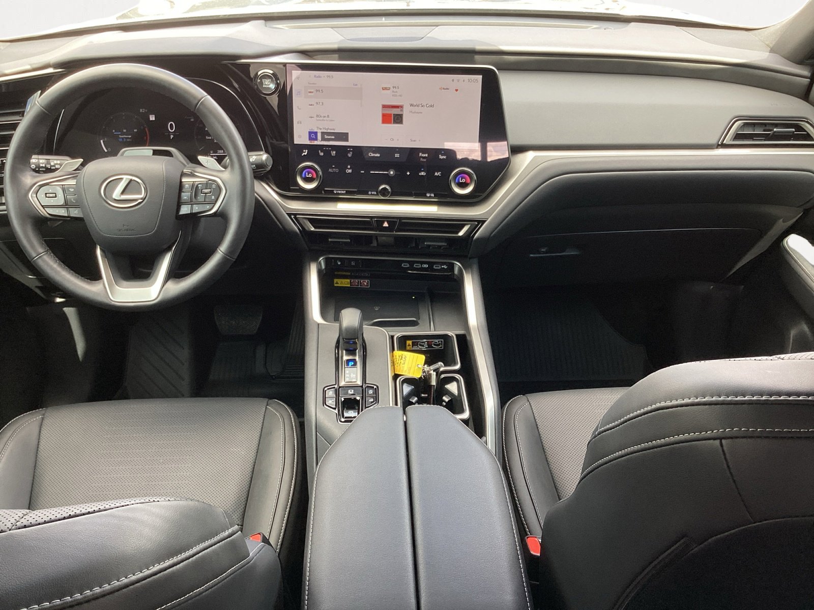 Used 2025 Lexus TX 350 AWD w/ Technology Package image 4