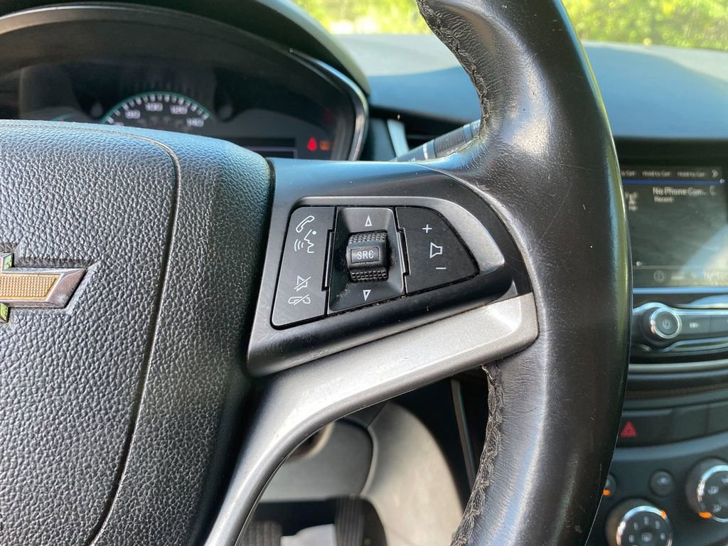 Used 2019 Chevrolet Trax LT w/ Driver Confidence Package image 16
