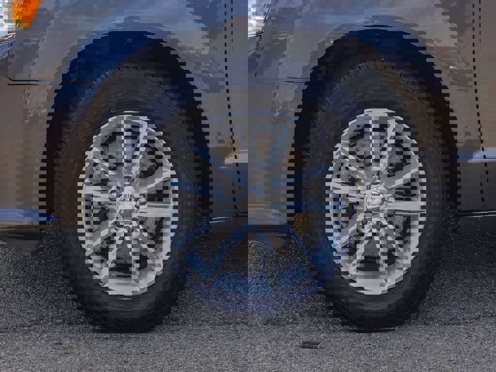 Certified 2019 Dodge Grand Caravan SXT image 10