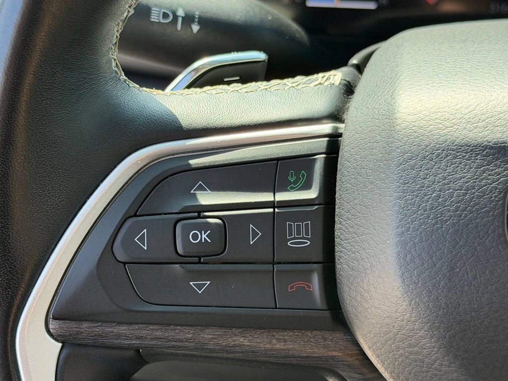 Used 2021 Jeep Grand Cherokee L Limited RWD image 16