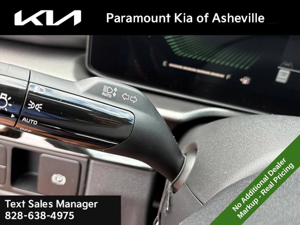 New 2026 Kia Sportage LX FWD image 25
