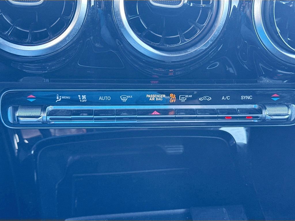 Used 2020 Mercedes-Benz CLA 250 4MATIC image 16