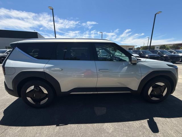 New 2026 Kia EV9 Wind AWD/4WD image 9