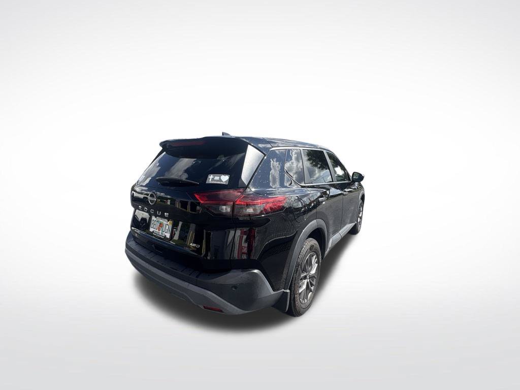 Certified 2023 Nissan Rogue S AWD/4WD image 4