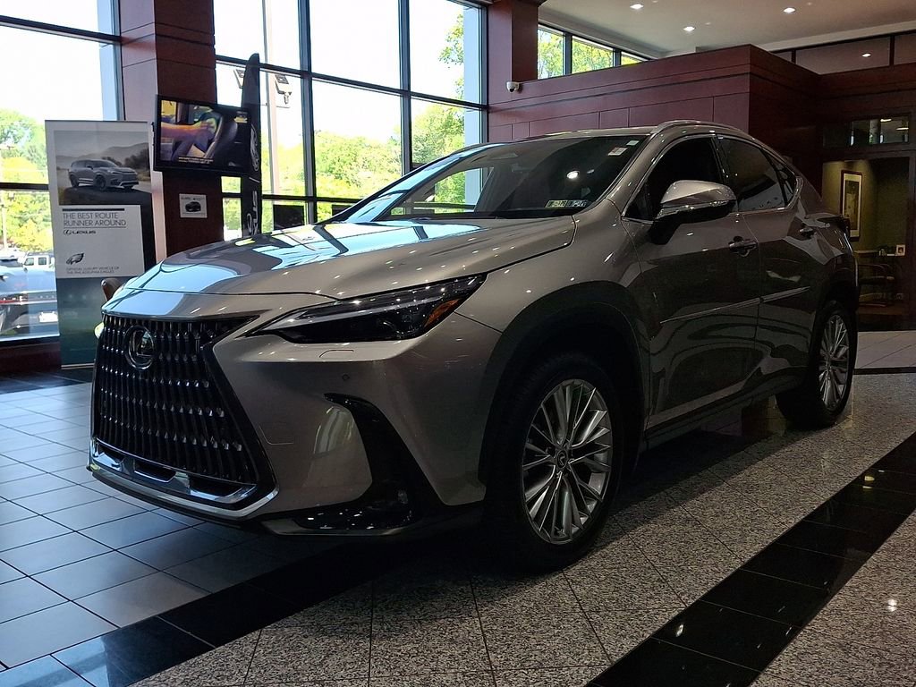 Used 2024 Lexus NX 350 AWD w/ Vision Package image 3