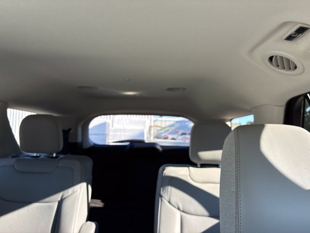 Used 2026 Ford Explorer Active w/ Active Comfort Package RWD image 34