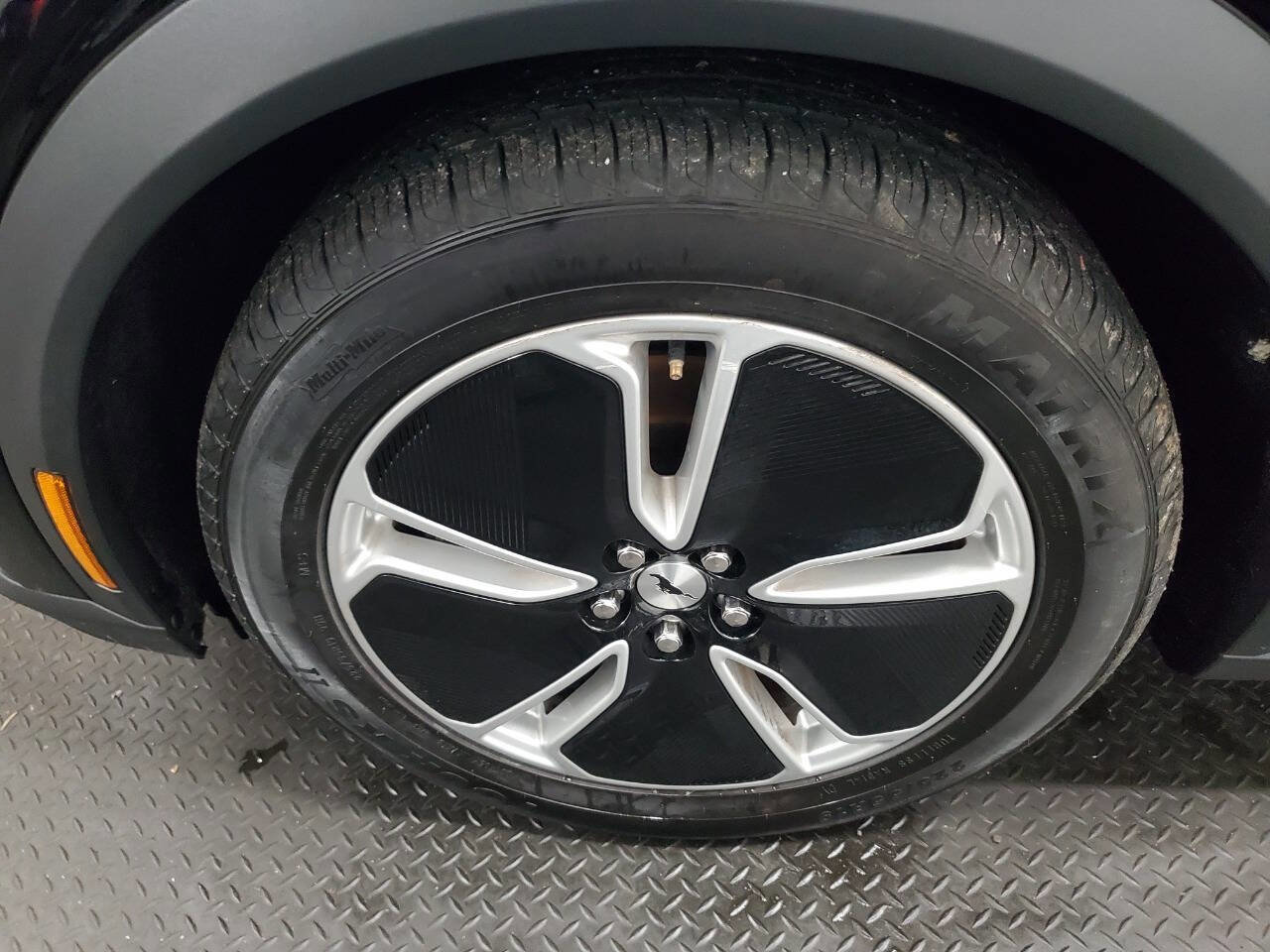 Used 2021 Ford Mustang Mach-E Select w/ Comfort/Appearance Package image 21