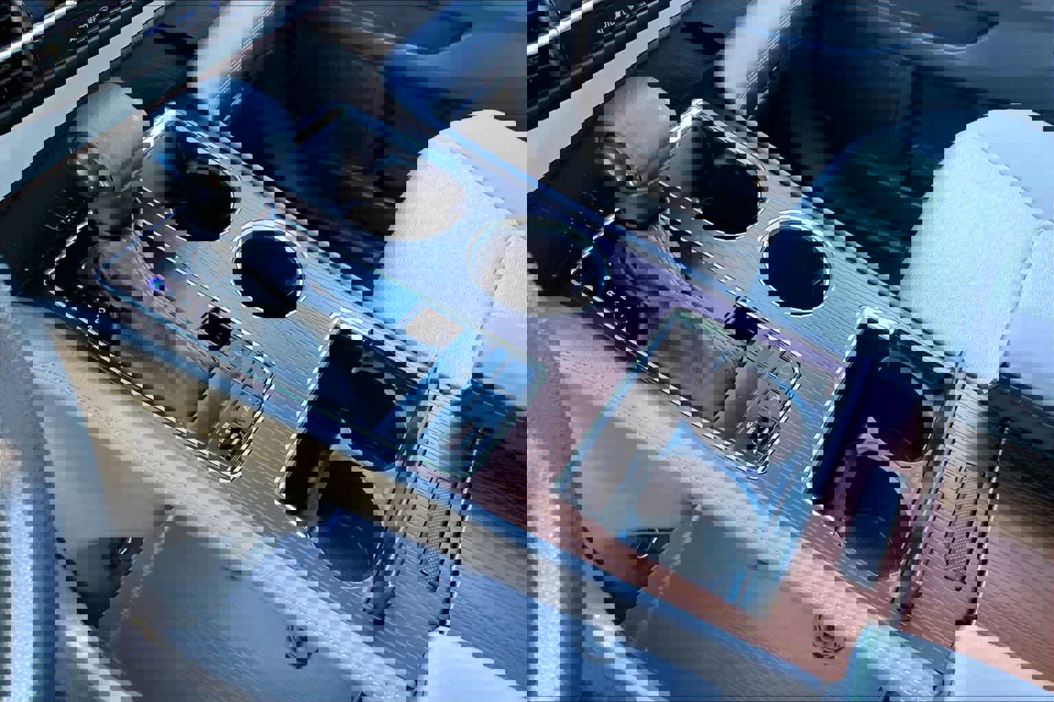 Used 2024 Toyota Sienna LE image 16