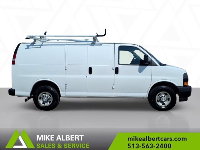 Used 2021 Chevrolet Express 2500 w/ Driver Convenience Package RWD image 8