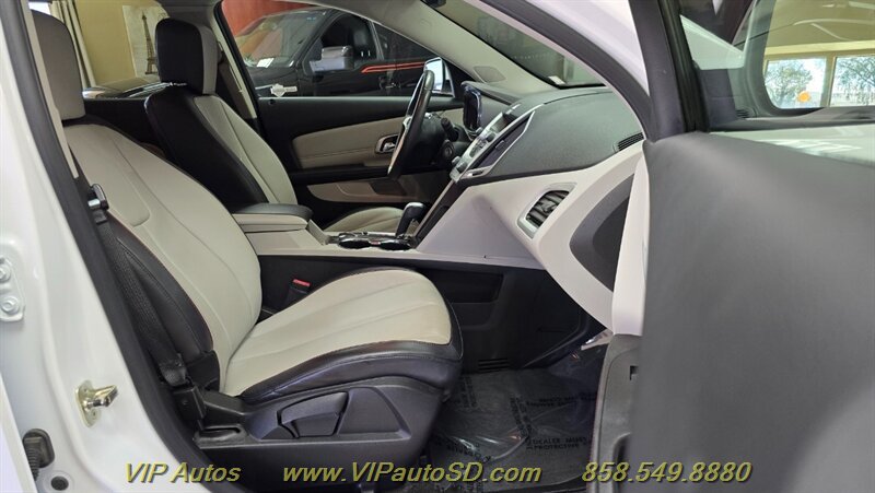 Used 2011 GMC Terrain SLT FWD image 16