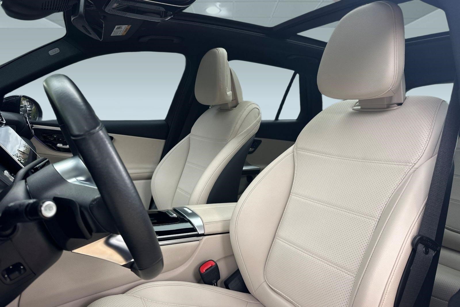 Certified 2025 Mercedes-Benz GLC 350e 4MATIC image 5