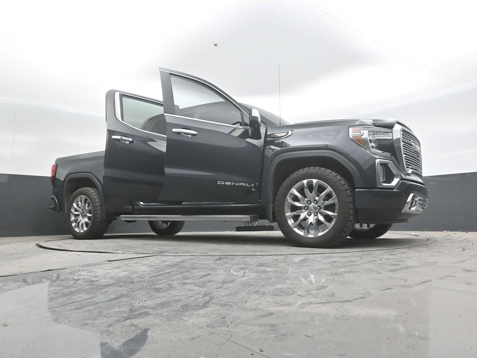 Used 2021 GMC Sierra 1500 Denali w/ Denali Ultimate Package AWD/4WD image 59