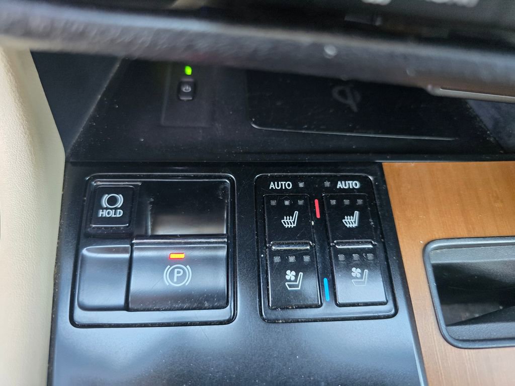 Used 2021 Lexus RX 450h AWD w/ Premium Package image 19