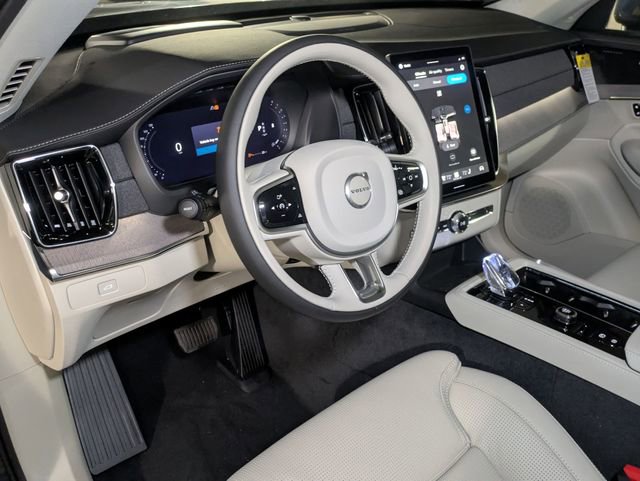New 2026 Volvo XC90 B6 Ultra w/ Protection Package image 11
