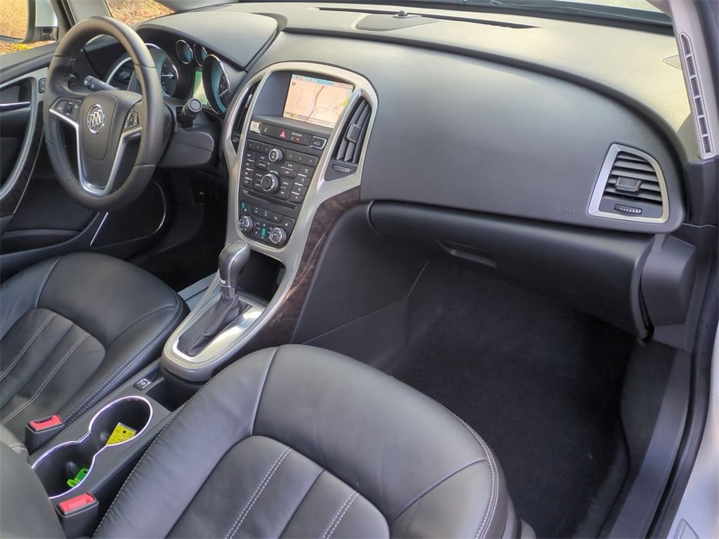 Used 2013 Buick Verano Leather image 29
