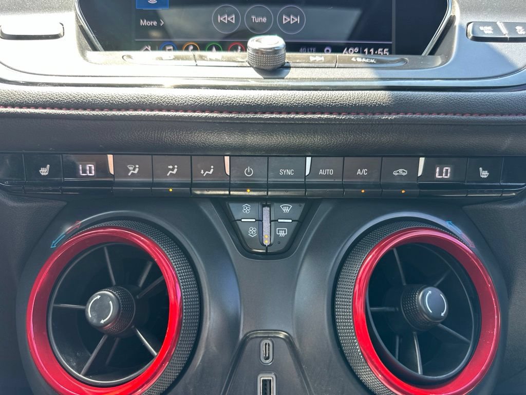 Used 2019 Chevrolet Blazer RS w/ Sun and Wheels Package FWD image 39