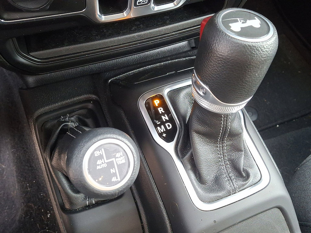 Used 2024 Jeep Wrangler Unlimited Sahara w/ Dual Top Group image 12