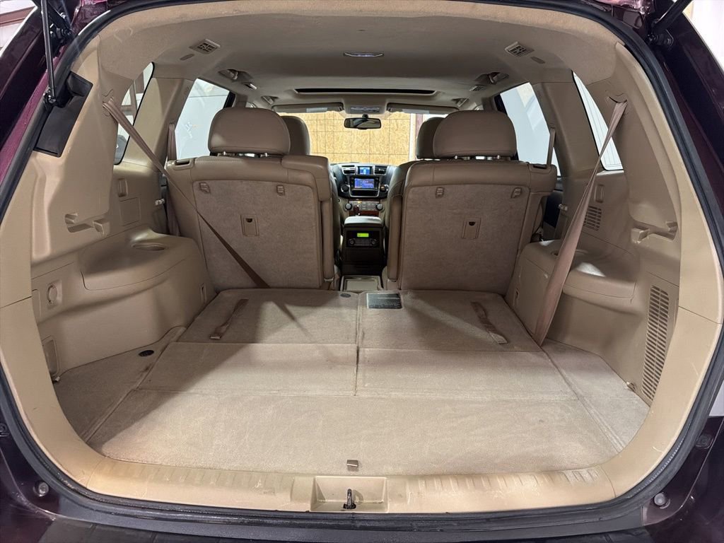 Used 2013 Toyota Highlander Limited image 39