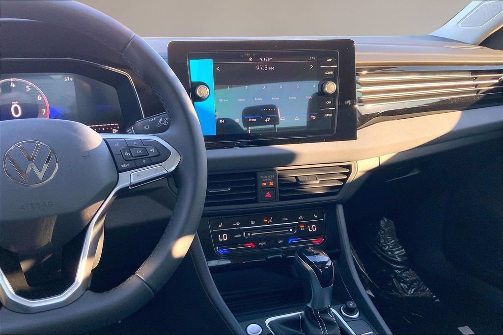 New 2026 Volkswagen Jetta SE FWD image 6