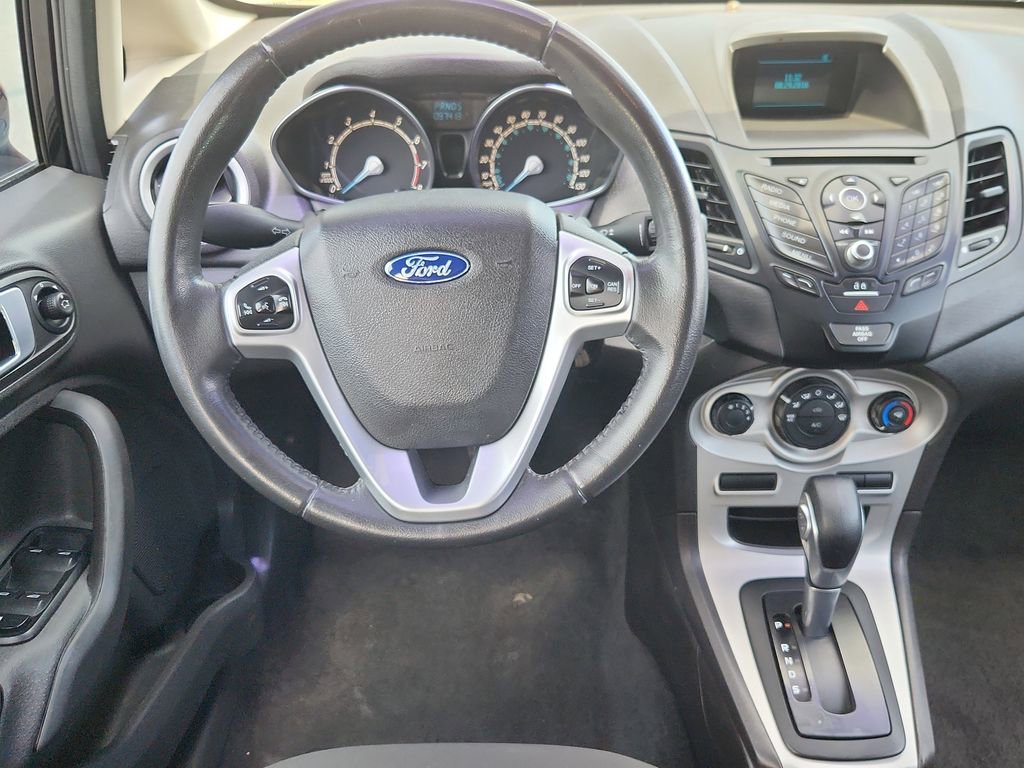 Used 2016 Ford Fiesta SE w/ SE Black Package FWD image 15