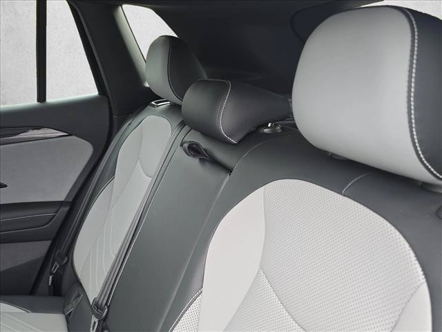 New 2026 Volkswagen Tiguan SE R-Line FWD image 18