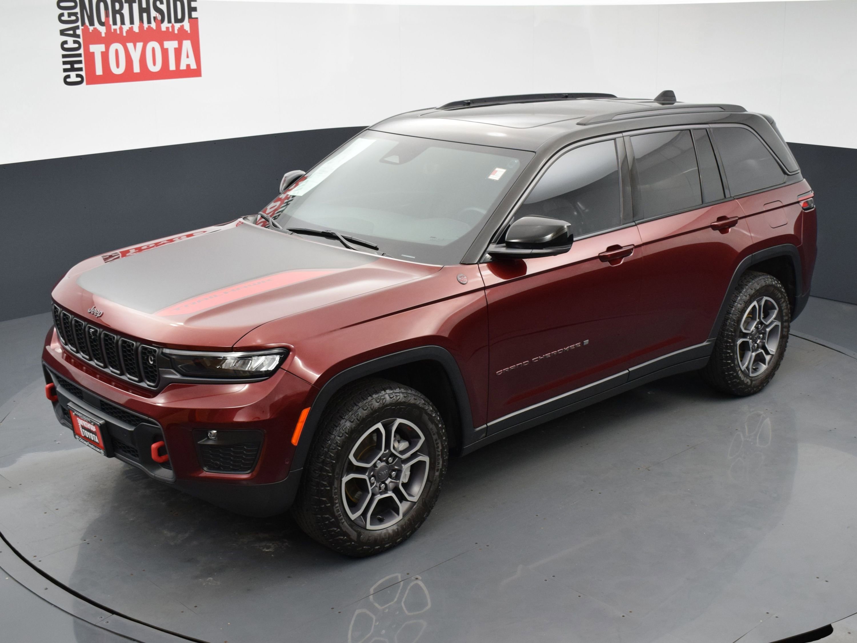 Used 2022 Jeep Grand Cherokee Trailhawk w/ ADV Protech Group II AWD/4WD image 42