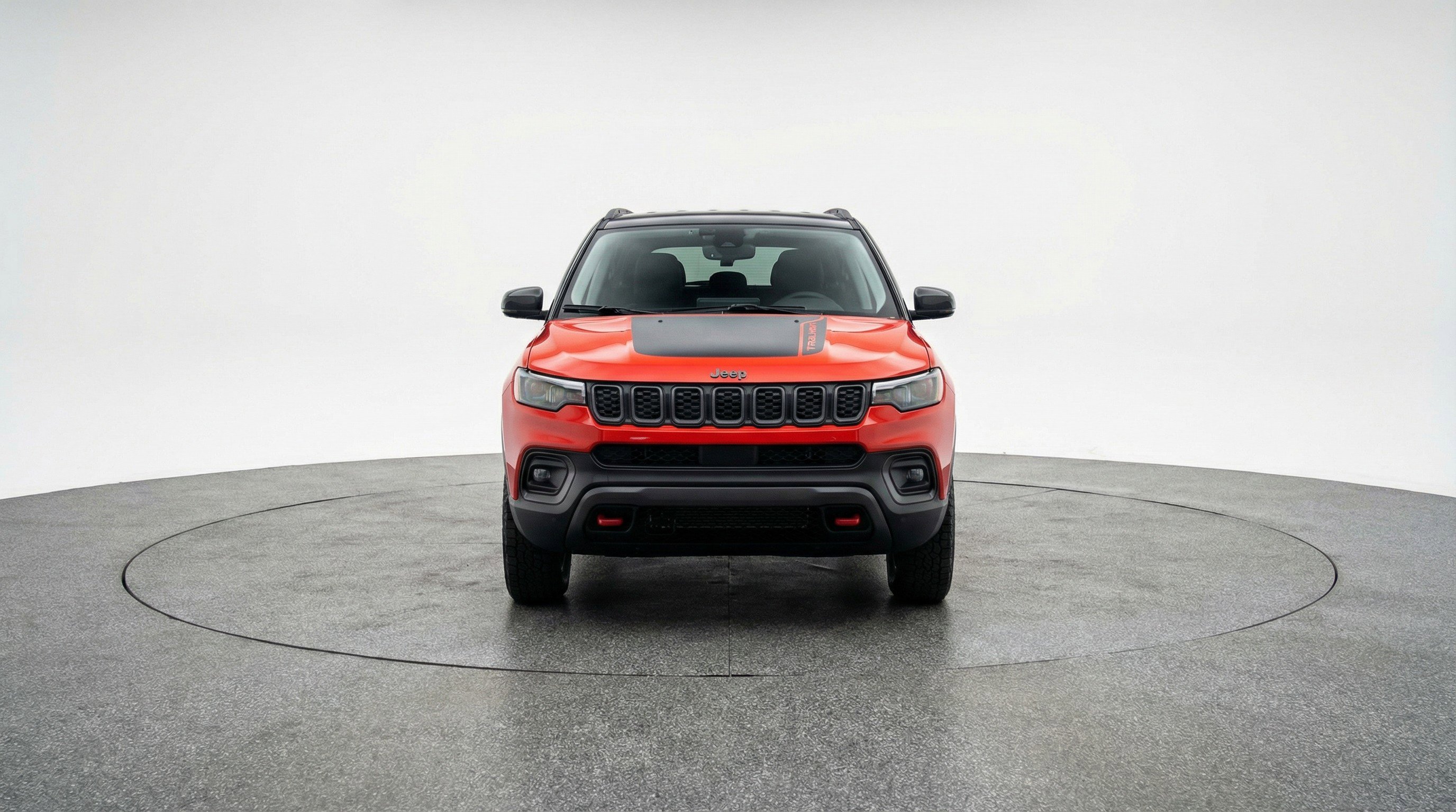 Used 2025 Jeep Compass Trailhawk AWD/4WD image 2
