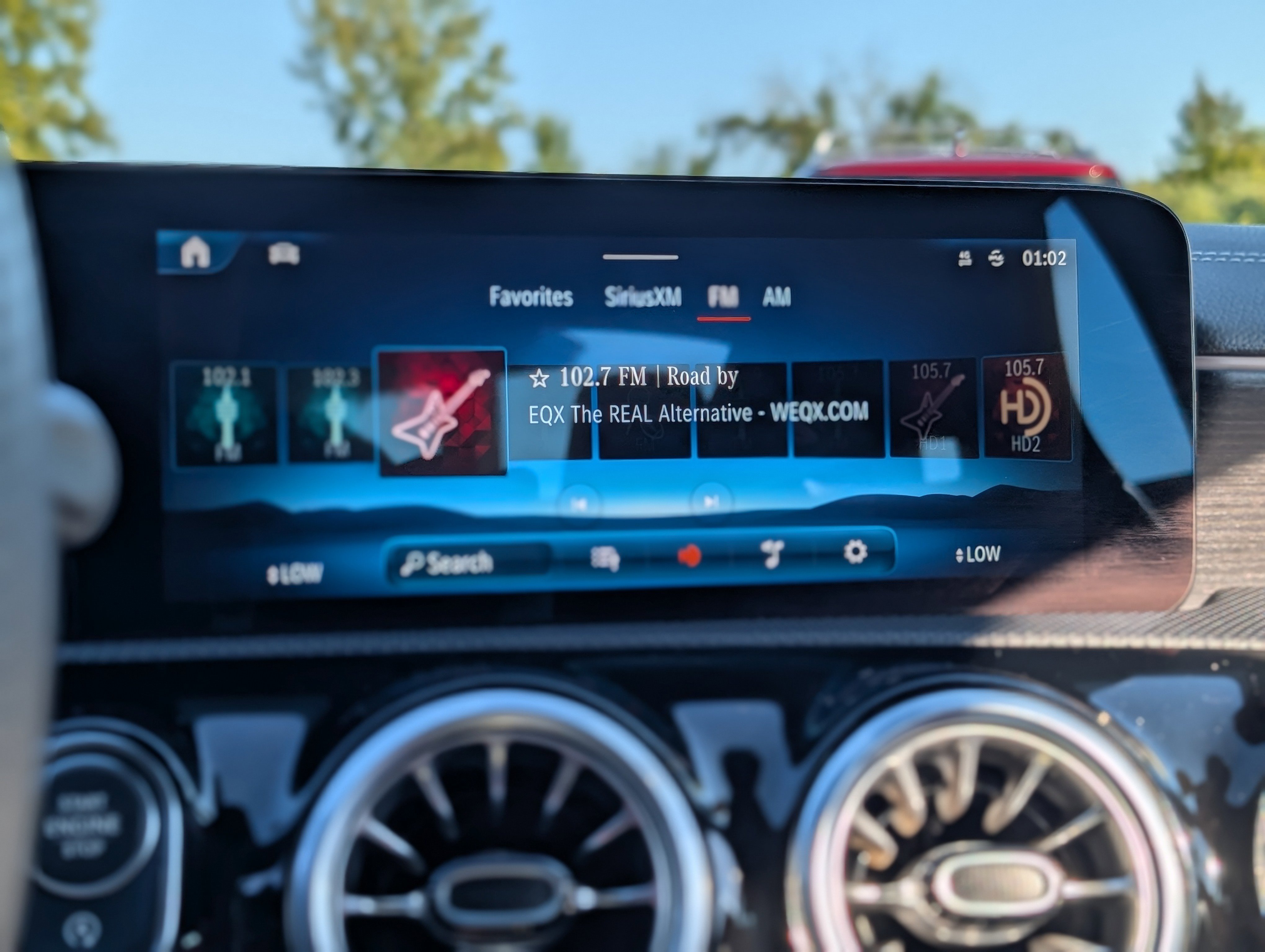 Used 2025 Mercedes-Benz CLA 35 AMG 4MATIC image 40