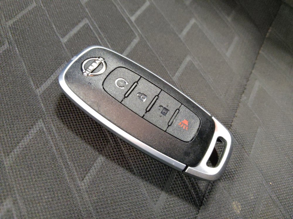 Used 2024 Nissan Kicks SV FWD image 32
