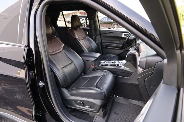 Used 2020 Ford Explorer Platinum AWD/4WD image 29