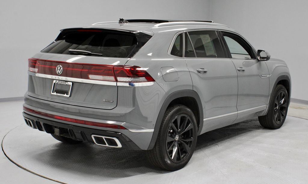 Used 2024 Volkswagen Atlas Cross Sport SEL Premium R-Line AWD/4WD image 13