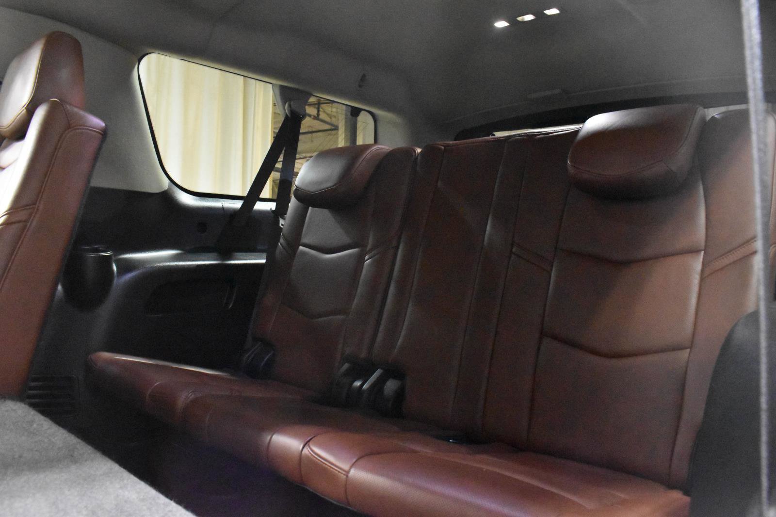 Used 2019 Cadillac Escalade ESV Premium Luxury AWD/4WD image 8