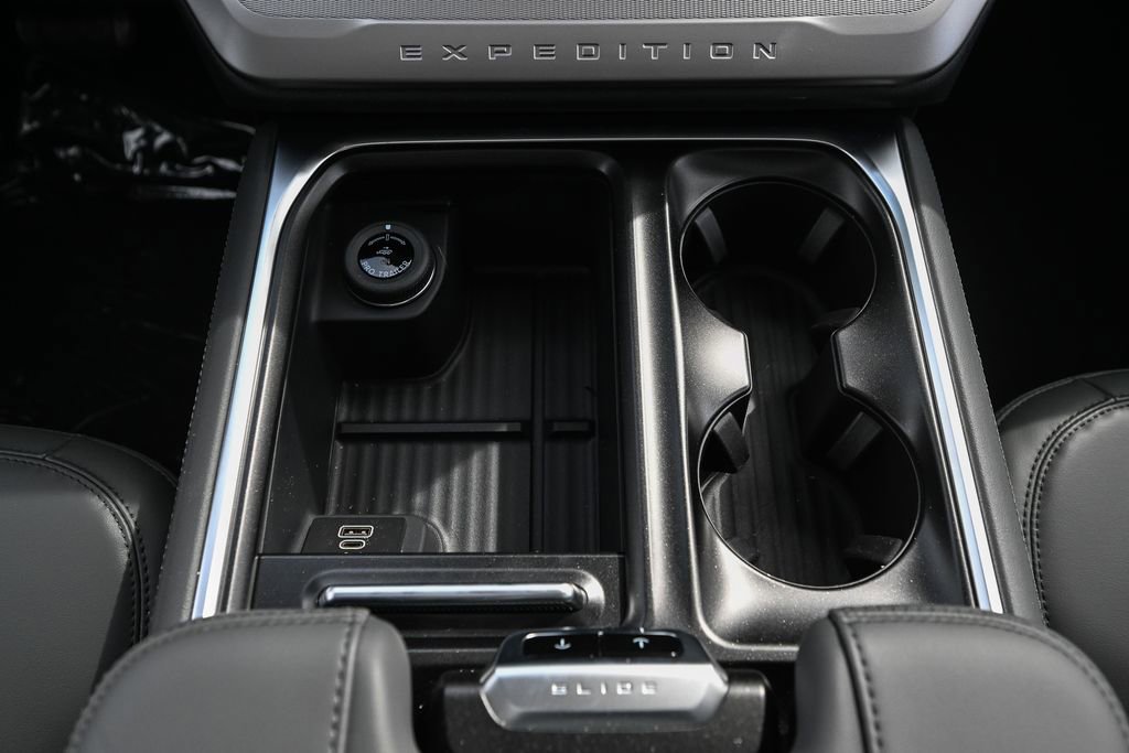 New 2026 Ford Expedition Max Active AWD/4WD image 31