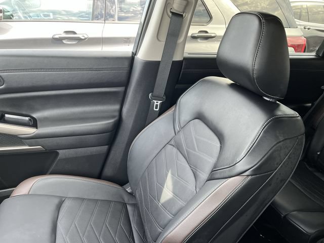 Certified 2025 Nissan Pathfinder Platinum w/ Cargo Package FWD image 25