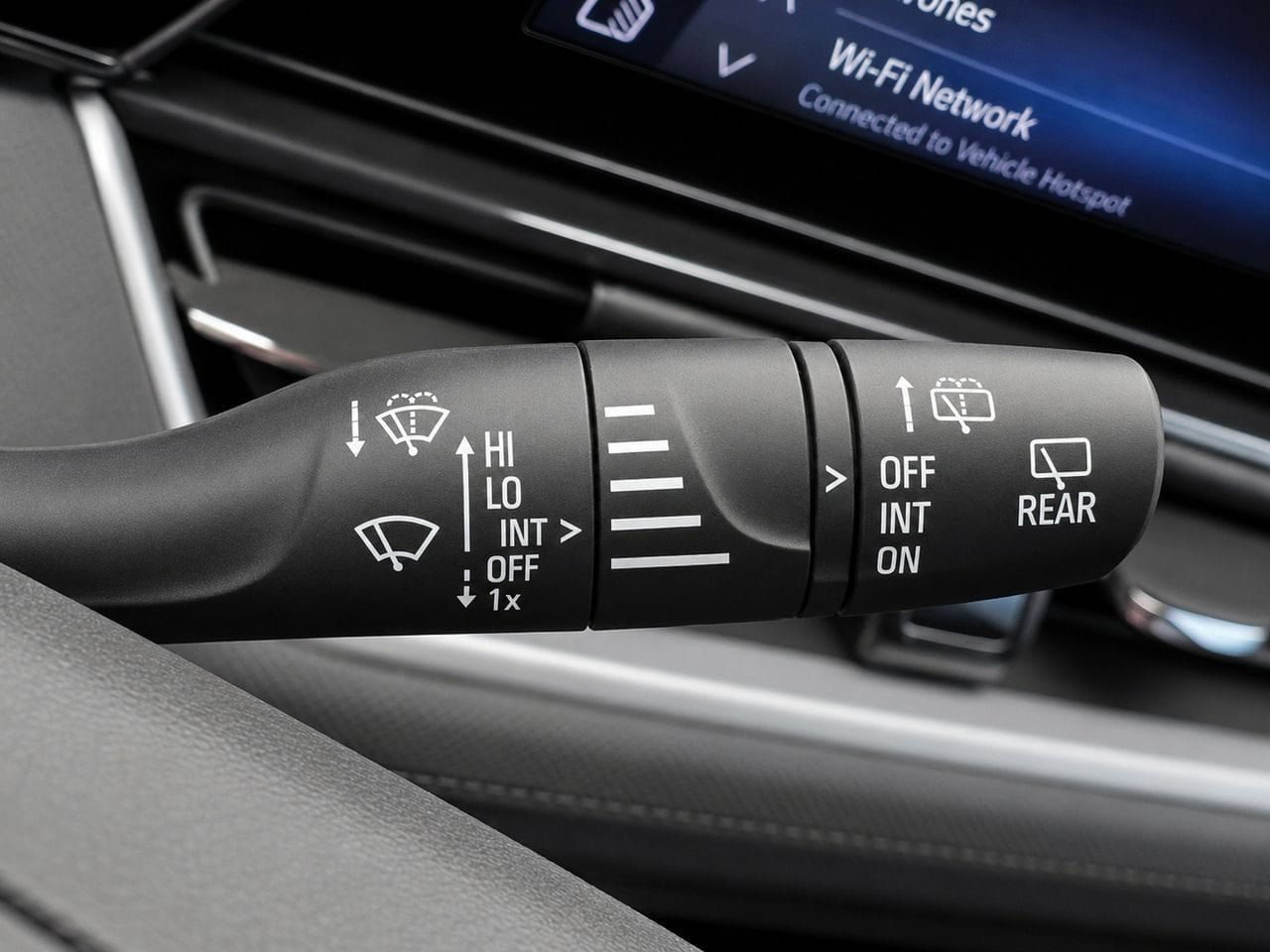 Certified 2024 Chevrolet TrailBlazer LT FWD image 25