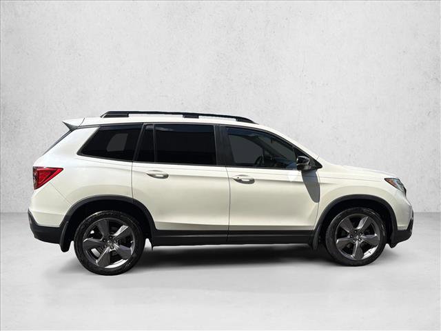 Used 2019 Honda Passport Touring video 4