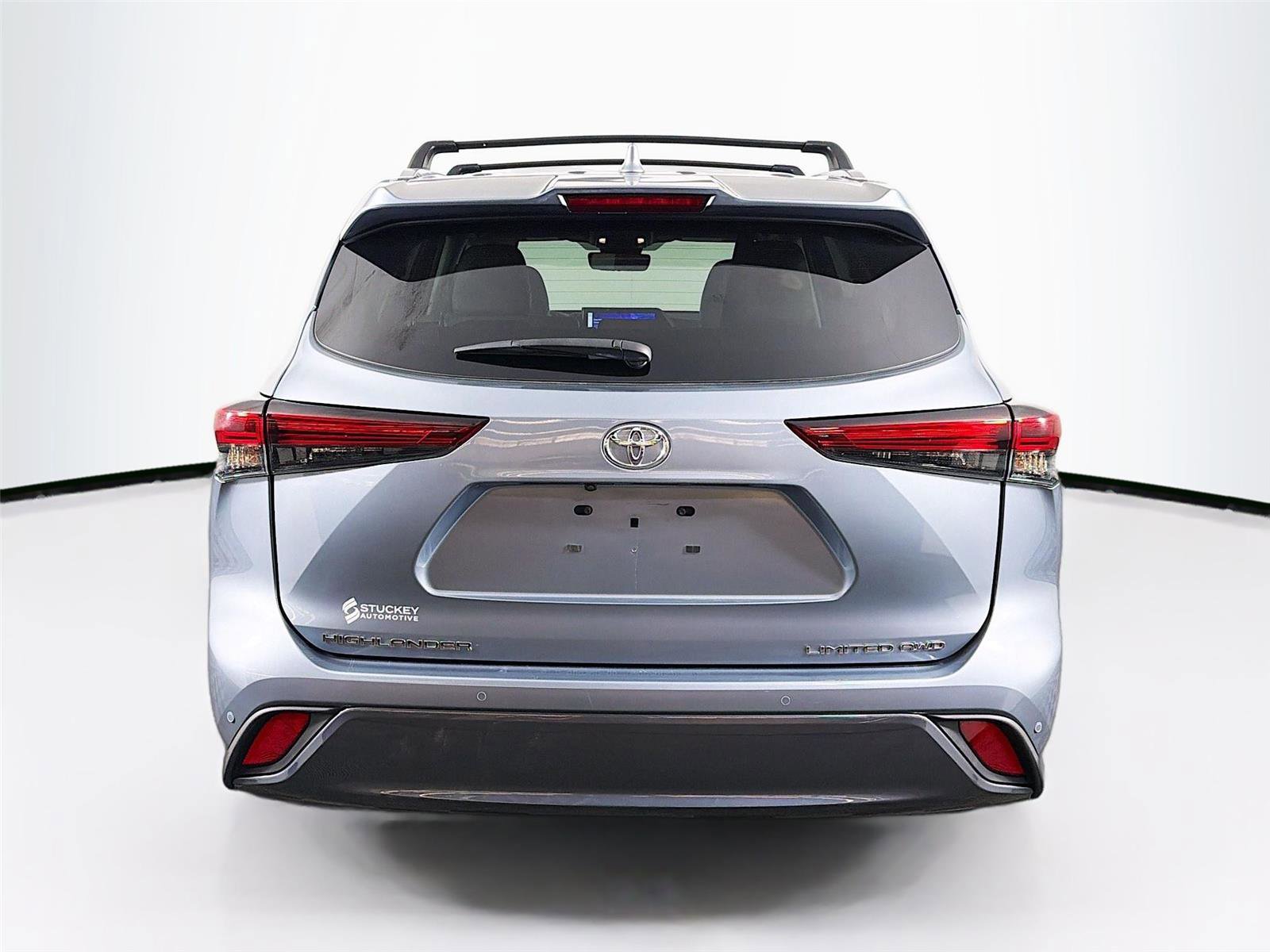 Used 2023 Toyota Highlander Limited image 6