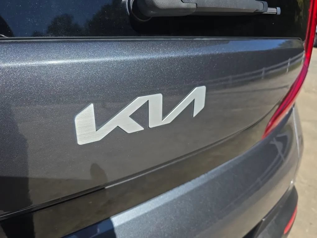 Used 2022 Kia Soul LX w/ Technology Package FWD image 10