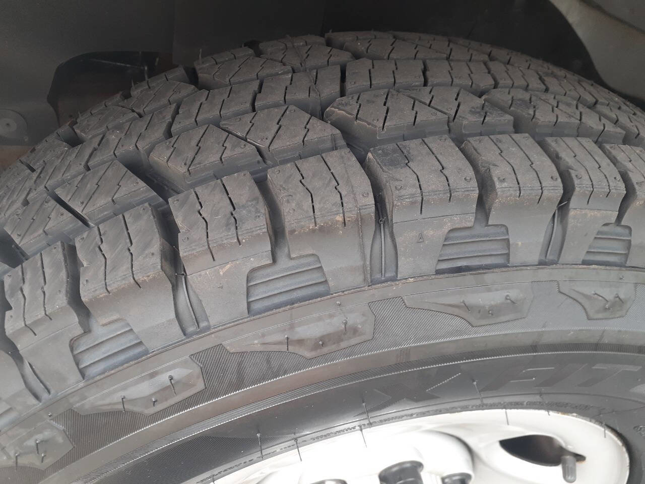 Used 2020 Chevrolet Express 3500 LS image 23